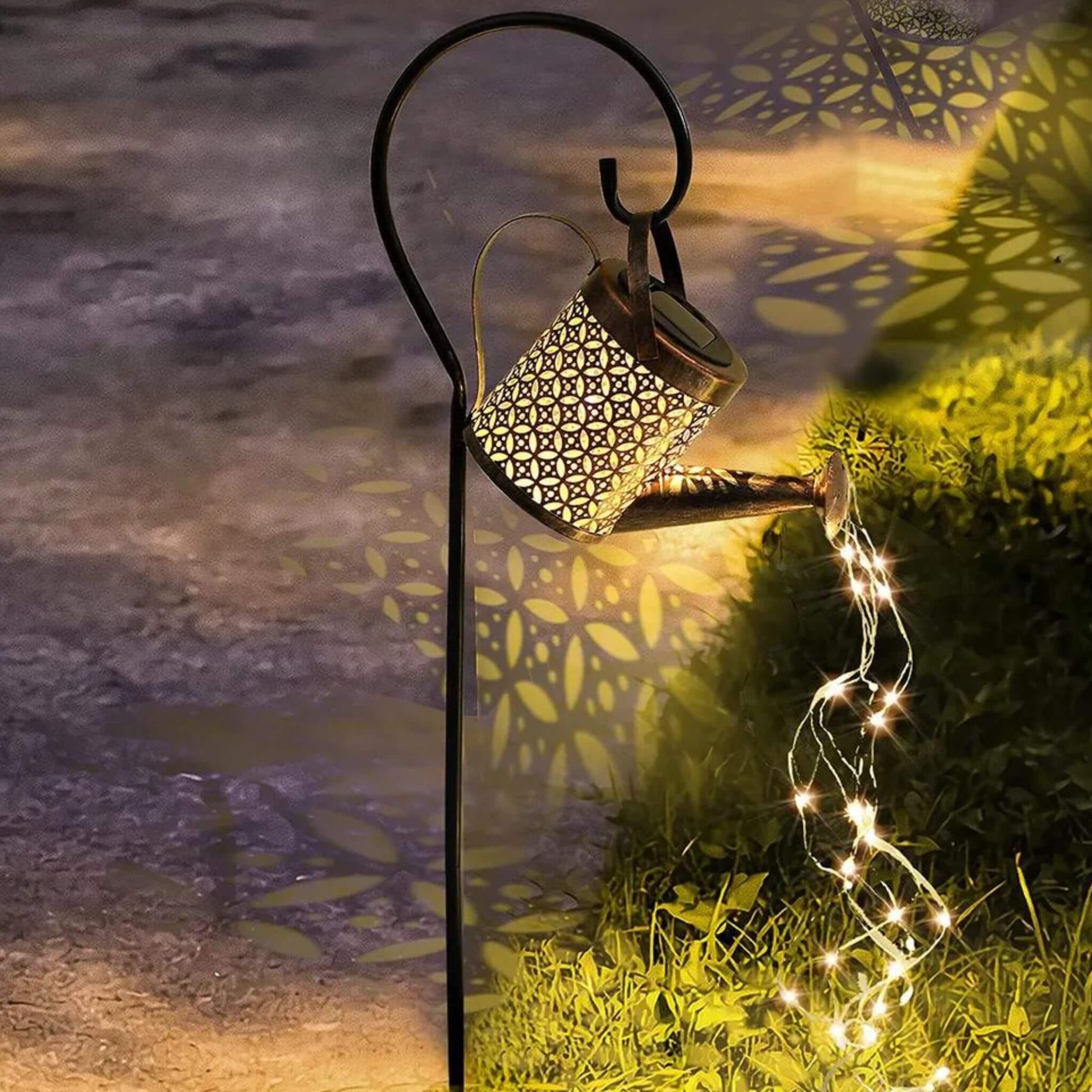 Regador Iluminado de Energia Solar - Decoração Jardim