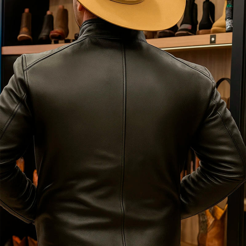 Jaqueta Masculina Ervok em Couro Legítimo Forrada +3 BRINDES: Relógio, Cinto e Carteira