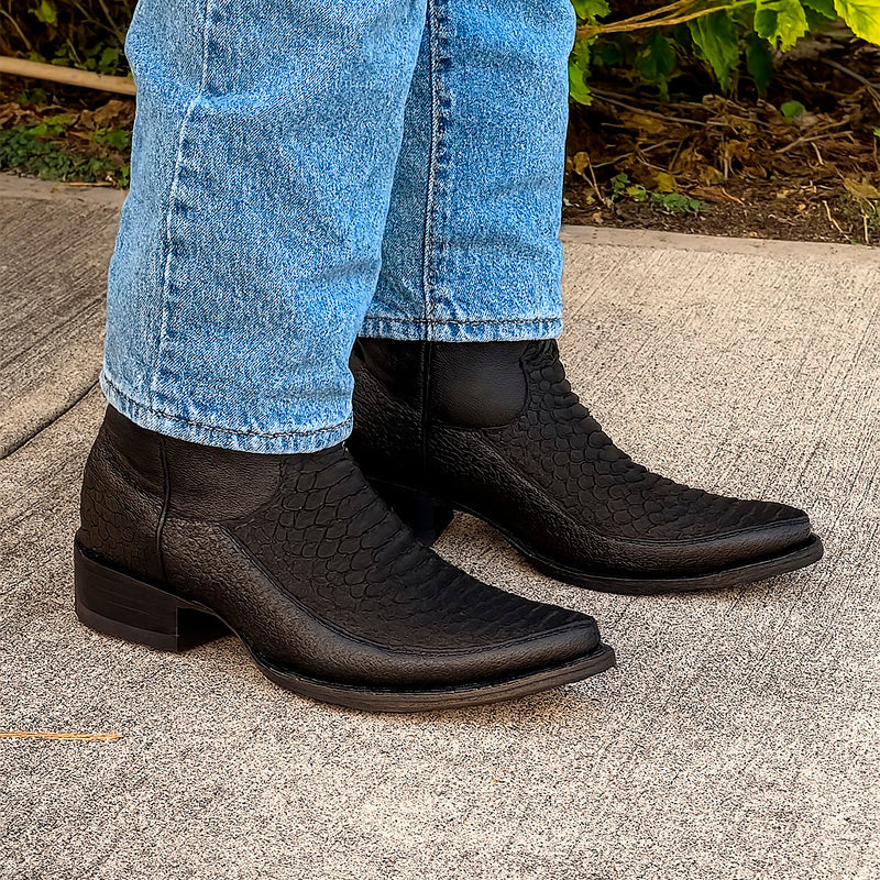 Kit Bota Masculina Bravik em Couro Legítimo e Palmilha Ortopédica +BRINDES: Copo, Cinto, Carteira e Chapéu