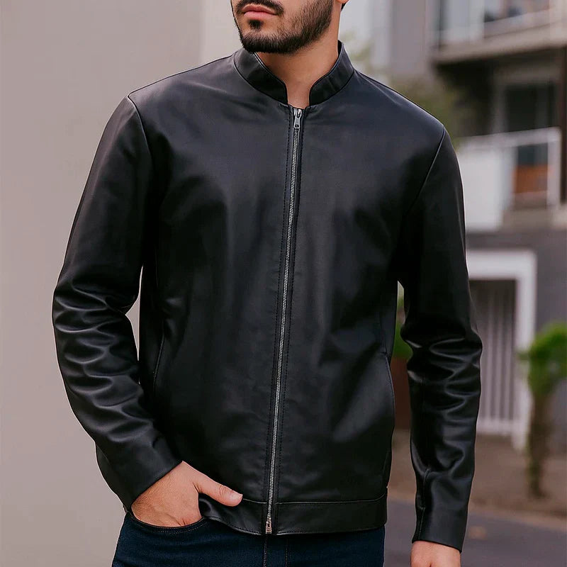 Jaqueta Masculina Ervok em Couro Legítimo Forrada +3 BRINDES: Relógio, Cinto e Carteira