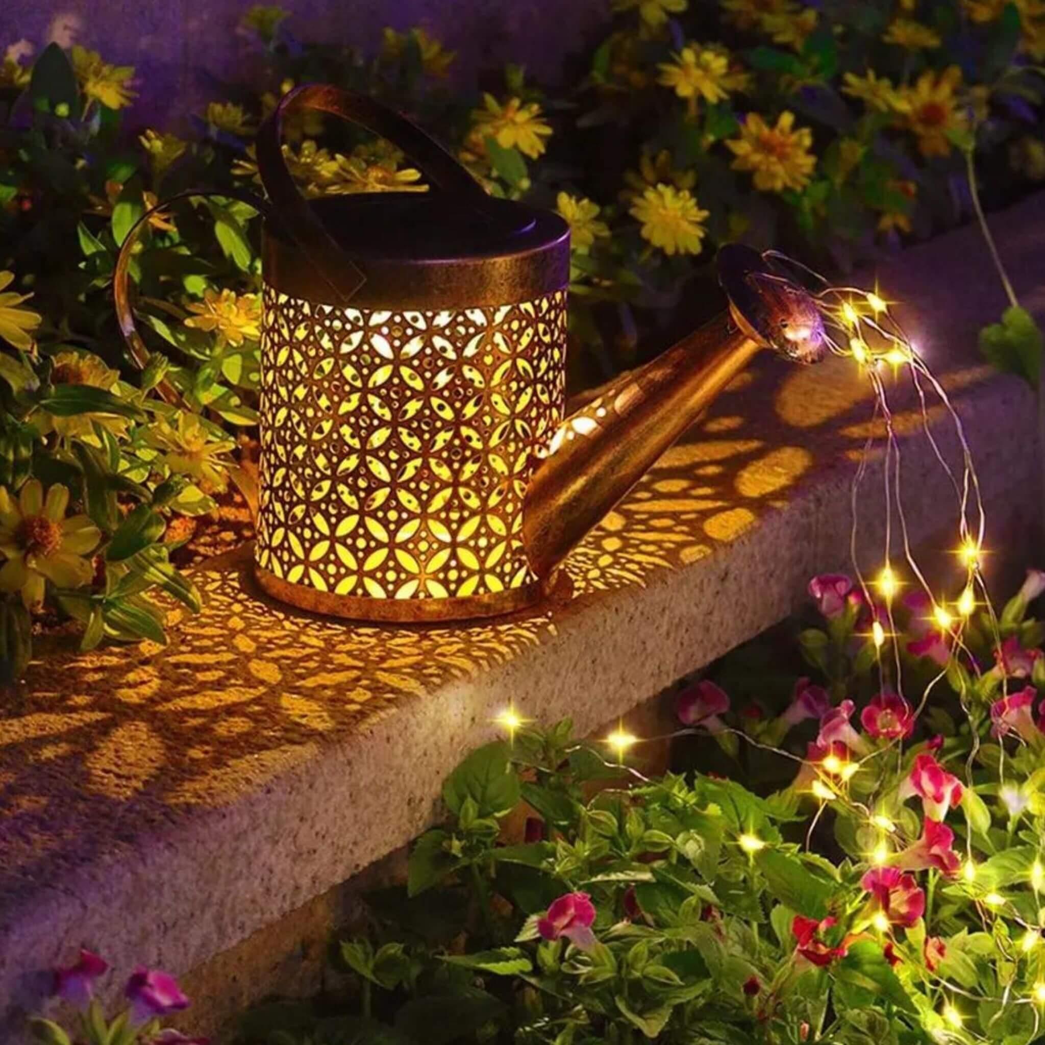 Regador Iluminado de Energia Solar - Decoração Jardim