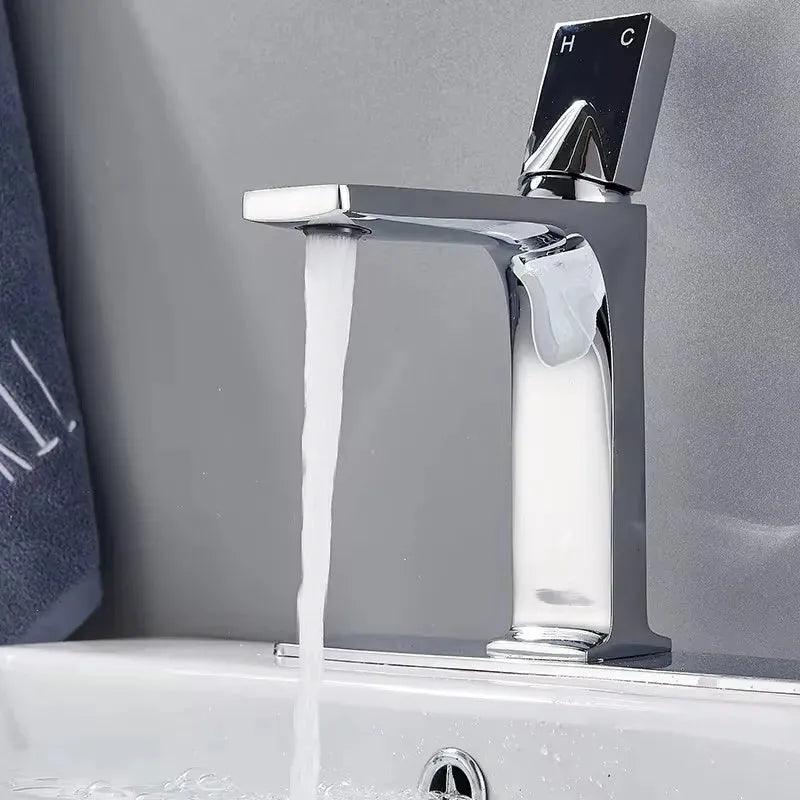 Torneira Monocomando Para Banheiro Modelo Aqua Bella